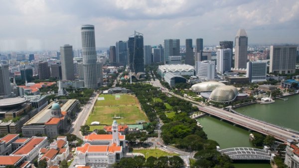 深圳配资 郑商所：近期影响玻璃、纯碱市场的不确定性因素较多 提醒投资者理性参与 合规交易